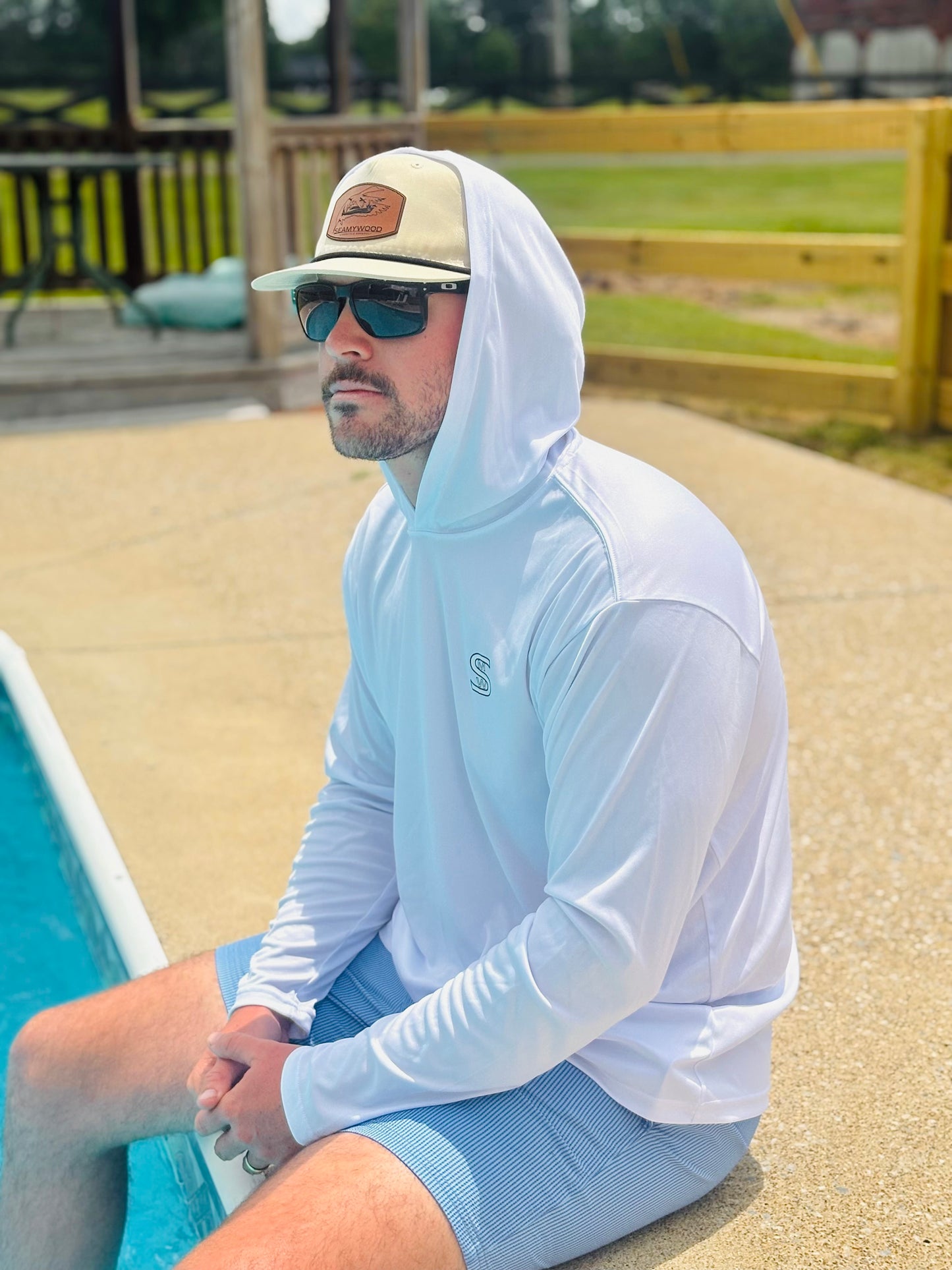 Seamywood Hooded Performance Shirt White